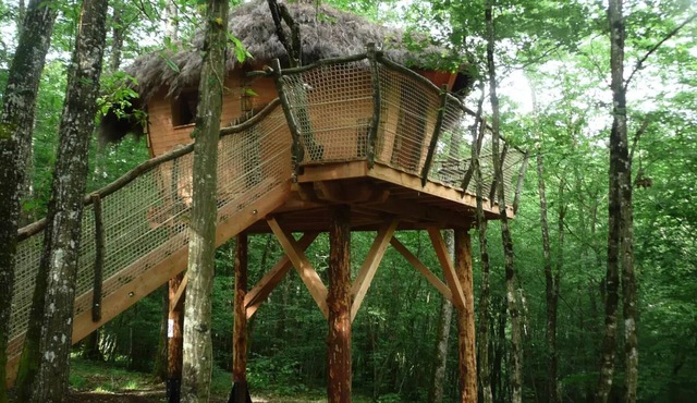 Cabane aux Fées (16 m²) sleeps 4