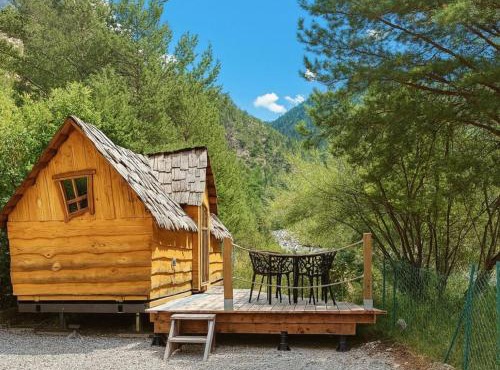 Cabane avec terrasse - 4 pers. - API-1-52-2134