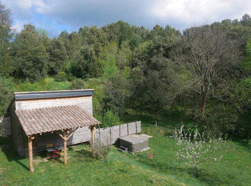 Cabane et spa sous les étoiles