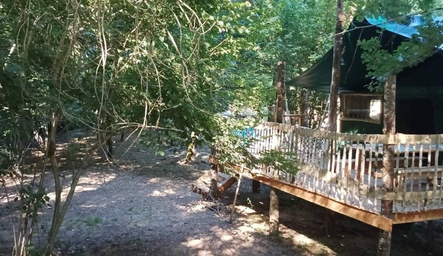 Cabane Lodge au Bord de L'eau