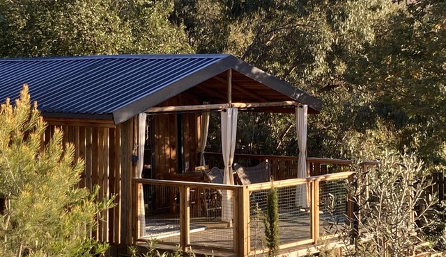 Cabane Insolite et Nature Avec Jacuzzi et Piscine Prés Carcassonne Occitanie