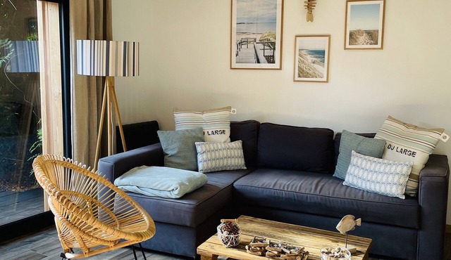 Cabane Laouga, a charming little Bassin-style house