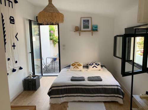 Cabane Souirie cosy & clim au calme avec extérieur