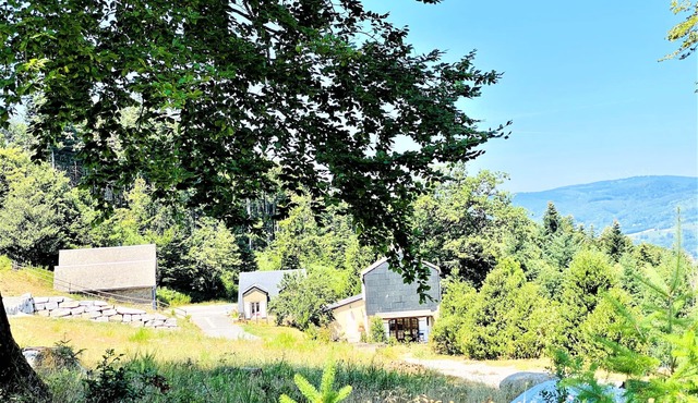 "Cabanot", a charming house in the heart of nature for a real break.