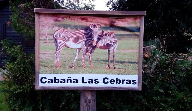 Cabarceno Cabins - Las Zebras Cabin