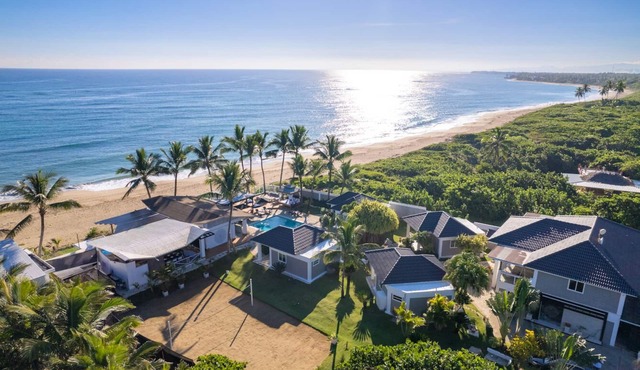 Cabarete Paradise : Your Beachfront Oasis - Villa Azul 14-BDR