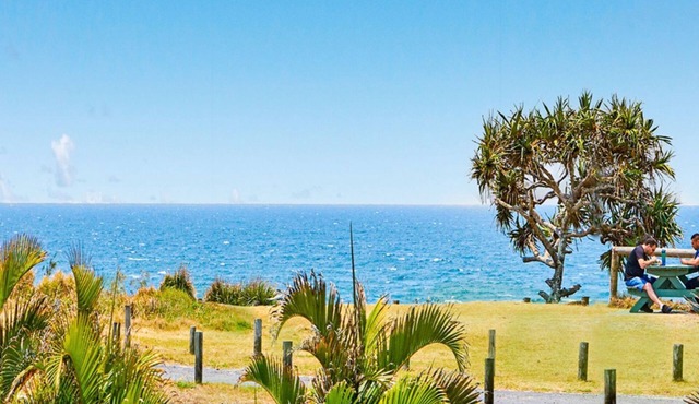 Cabarita Beachfront Ocean View 6