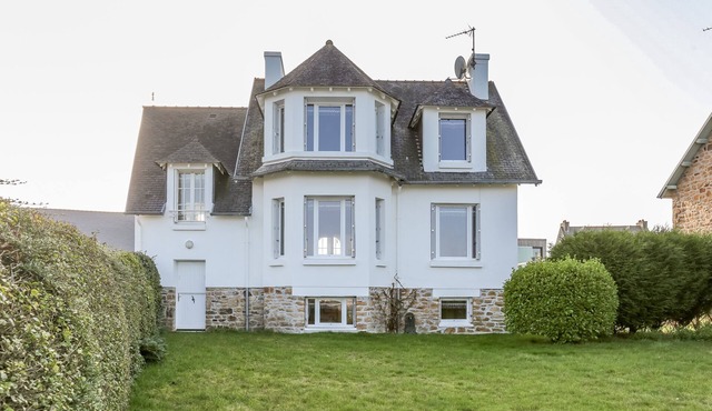 CABESTAN - Maison de famille au cœur du bourg - Vue Mer