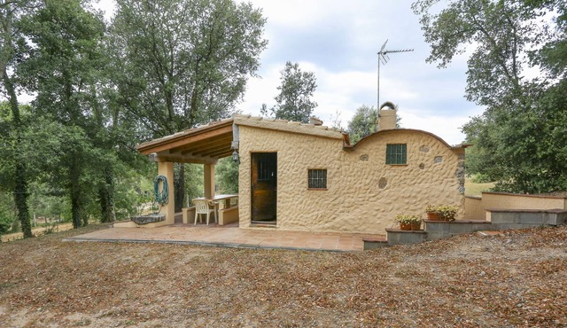 Cabin (1 Bedroom, Sleeps 2)