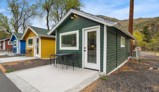 Cabin 1- Hewlett Gulch