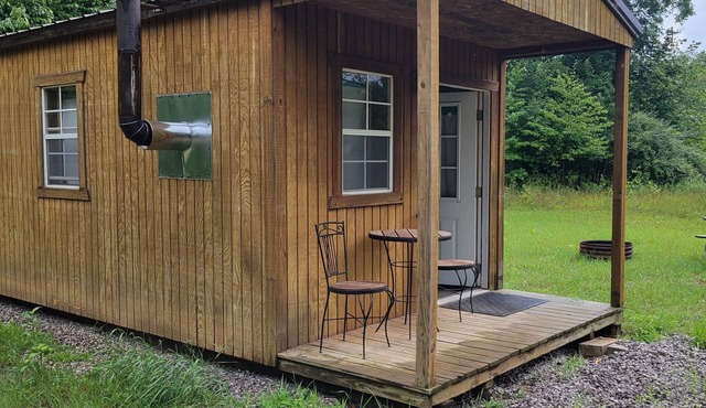Cabin 1 mini cabin in Falmouth/Merritt area