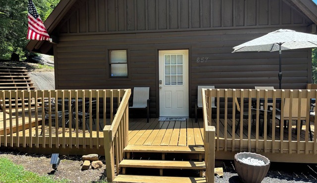 {CABIN #1 of 4} "THE PEACEFUL CABIN" PET FRIENDLY!