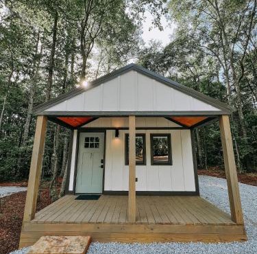 Cabin #1 Studio with Kitchenette