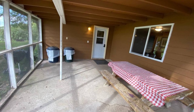 Cabin 1 with Queen size bdroom and twin beds bdroom