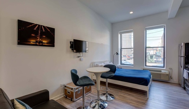 Cabin 101 by 747 Lofts