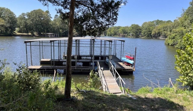 Cabin #15 Lake Beach Front