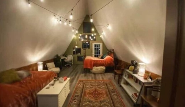 Cabin #2 Amalia - Custom Built A-Frame Artists Retreat - Pet and Kid Friendly