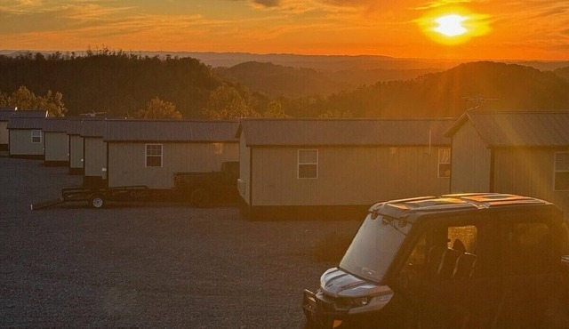 Cabin # 2 Fully Furnished, 3500ft Elevation, 27 acres, Hatfield McCoy Trail 62