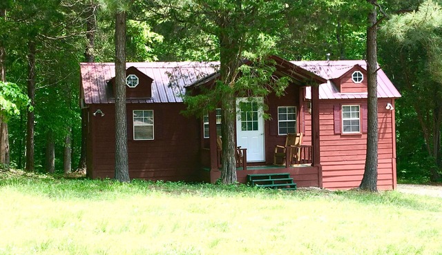 Cabin # 2, Kentucky Lake, Bass Fishing, Camden, Tn, (Nashville 1, Memphis 1.5)