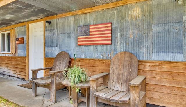 Cabin 2 Mi to White River: Great for Anglers!