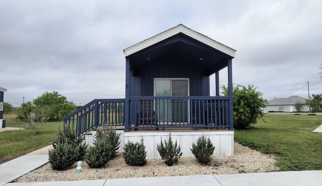 Cabin 2 with Inclusive Resort Amenities - Cabin with Inclusive Resort Amenities