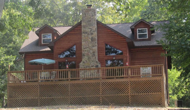 Cabin 200 yards from Current River Access 13 miles north of Doniphan