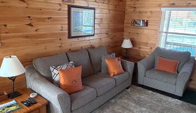 Cabin 2395-Picturesque Log Cabin at Beaver Creek Resort