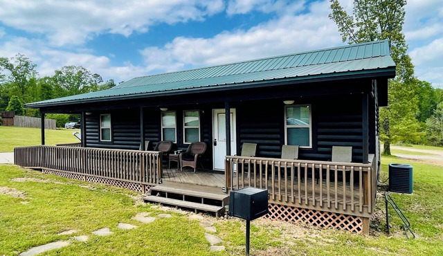 Cabin #3 1 Mile to DeGray Lake