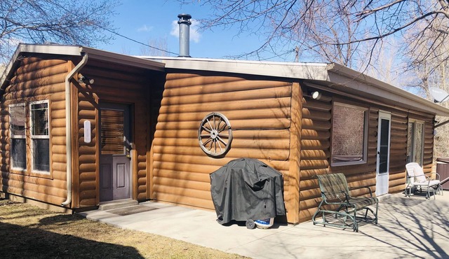 Cabin 3: Cozy Mountain Cabin by the Provo River