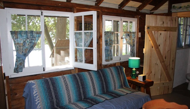 Cabin #3 - Just Steps From Beautiful Lake Cecebe