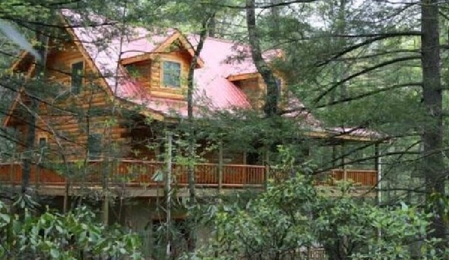 Cabin*3 Master Bedrooms*Hot Tub*WiFi*Game Room*Book For Now Spring & Summer