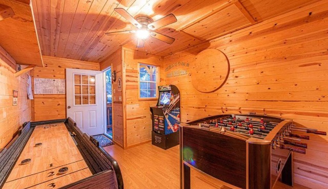 Cabin #3 Rainbow Trout - Pet Friendly- Sleeps 6 - Playground & Game Room
