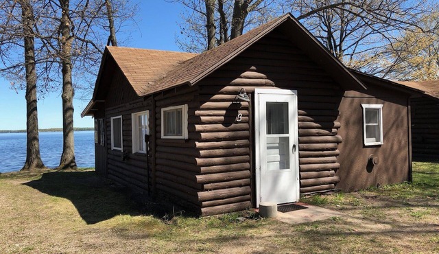 Cabin #3 - "Tamarack"
