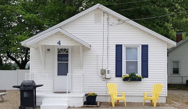 Cabin 4 at Dockside Lake Resort