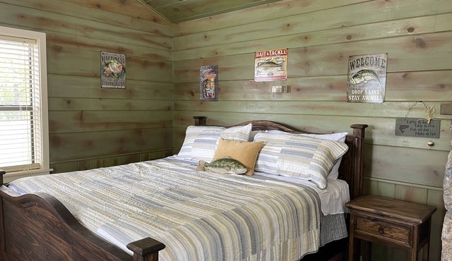 Cabin 4 on Stony Point