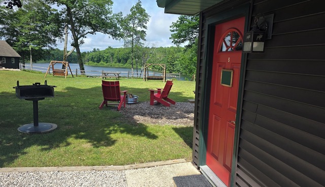 Cabin #5- Sleeping Bear Resort