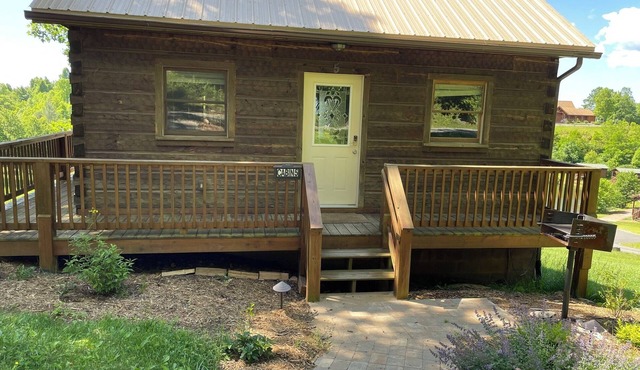 Cabin #5 The Sky Retreat - Off the Blue Ridge Parkway