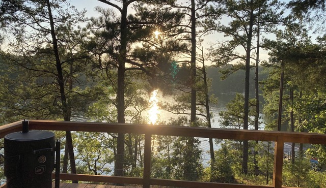 Cabin #6 - Endless Sunset on the Lake