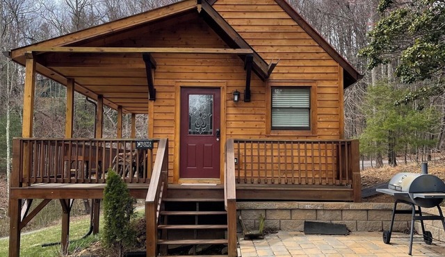 Cabin #6 The Sky Retreat - Off the Blue Ridge Parkway