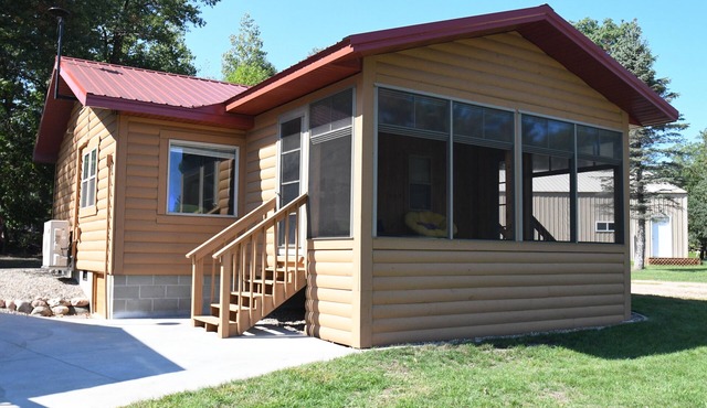 Cabin 8 Retreats on Big Portage Lake: Unit B-Shared Game Room included!