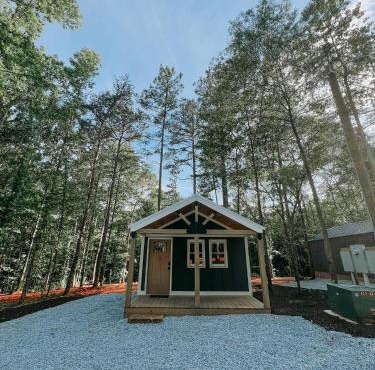 Cabin #8 Studio with Kitchenette