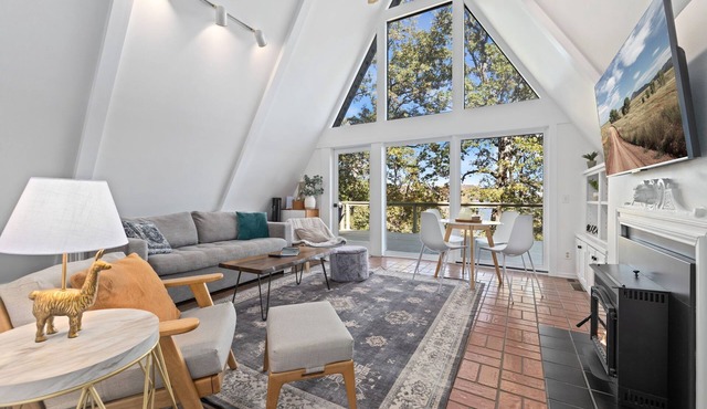 Cabin Allswell - Beaver Lake A-Frame - Sleeps 8