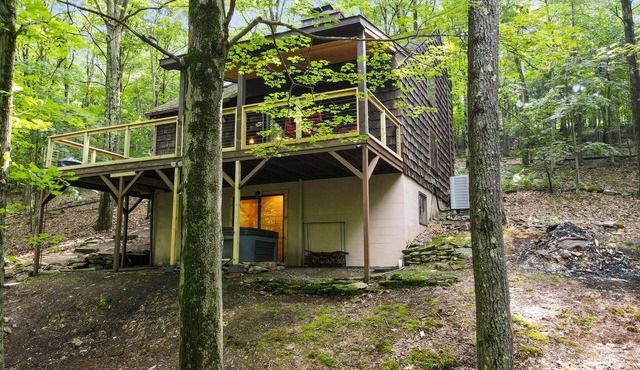 CABIN ALPINE LAKE RESORT - GOLF BEACH HIKE FISH KAYAK HOT TUB POOL GYM RELAX