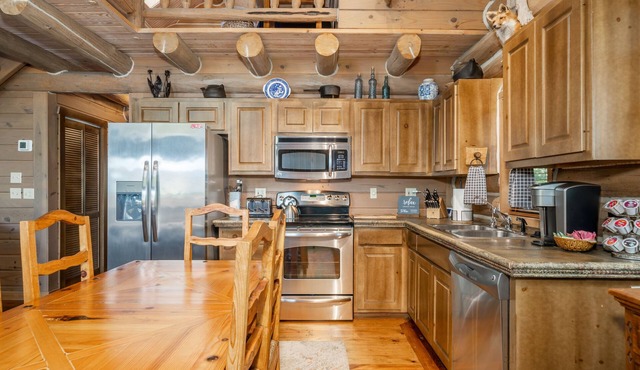 Cabin and Cottage on 140 Gated Acres | Stocked Lakes, Firepit, Playground, Hike