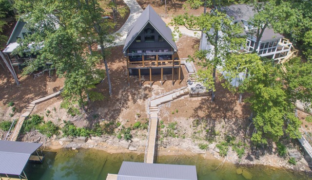 Cabin at Eagle Cove: 4 BR, 2.5 BA House in Jasper, Sleeps 12