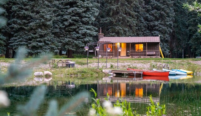 Cabin at Vallecito Lake with Hot Tub!