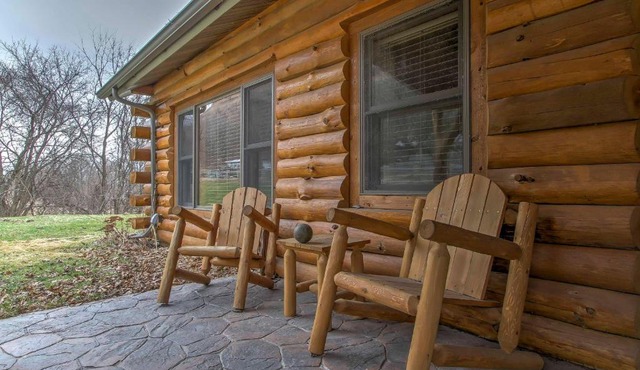Cabin by the River Visited by Treehouse Masters!