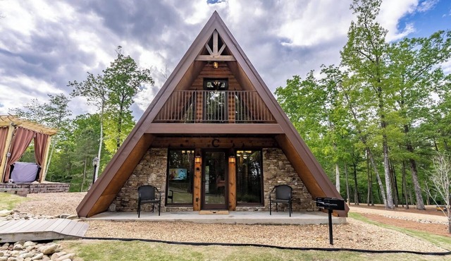 Cabin C Eagles Rest sleeps 6