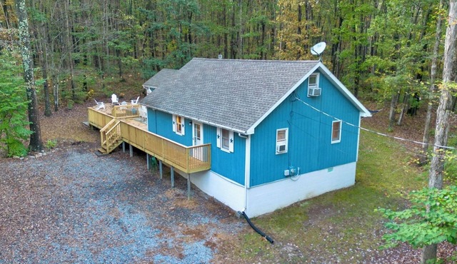 Cabin Close to Raystown Lake Hot Tub Fire Pit Newly Renovated