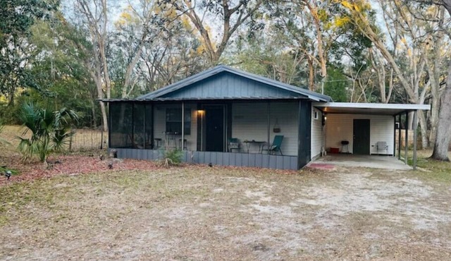 Cabin Getaway near Alexander Springs & Astorn